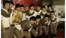 八卦娱乐吃瓜故事,揭秘娱乐圈背后的吃瓜故事